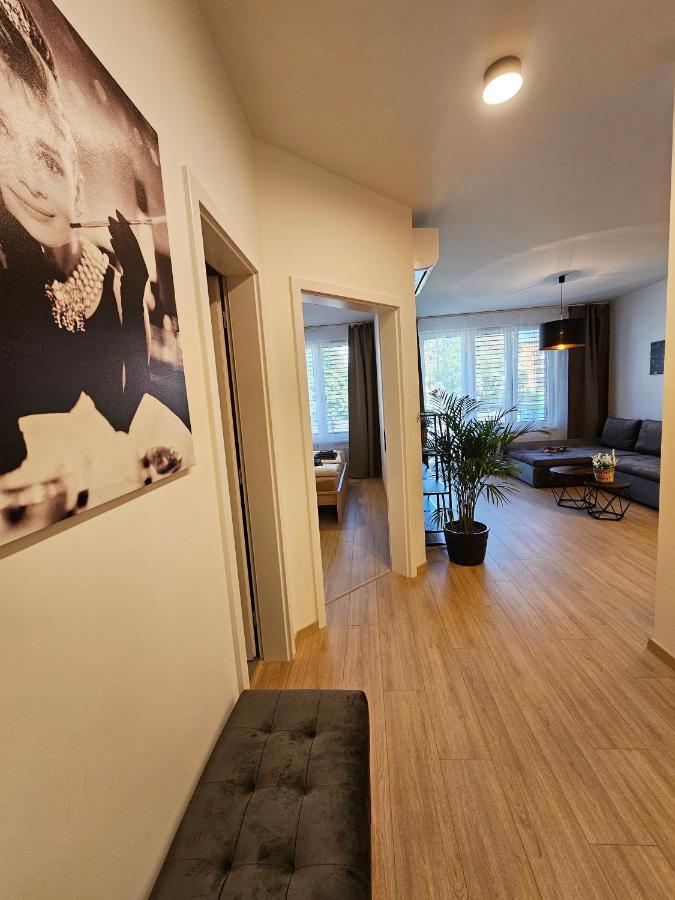2 Room Apartment, New Building, Bosakova Street, 28 Pozsony Kültér fotó