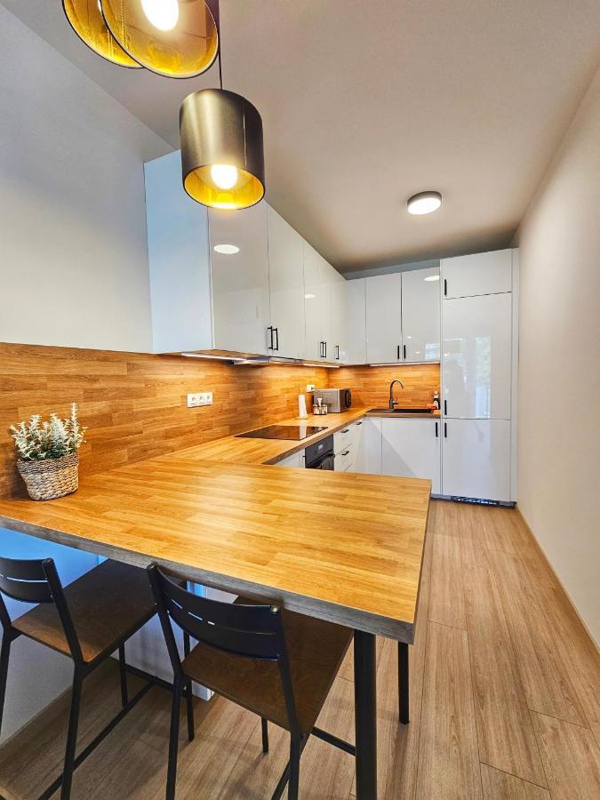 2 Room Apartment, New Building, Bosakova Street, 28 Pozsony Kültér fotó